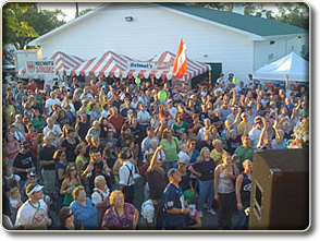 Oktoberfest Crowds in 2008